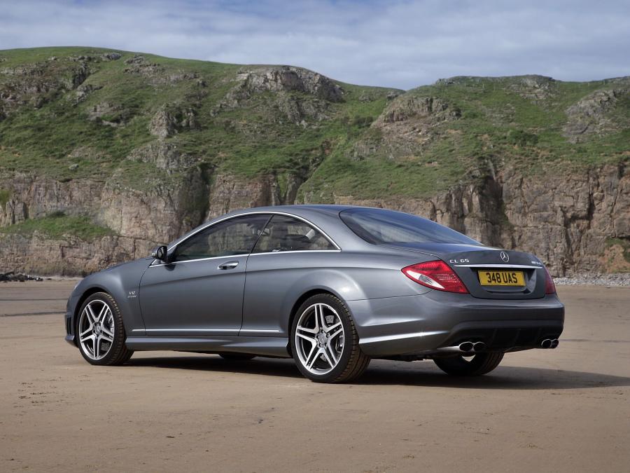  Mercedes-Benz CL65 AMG 2007 года  (UK) (фото 13 из 27)